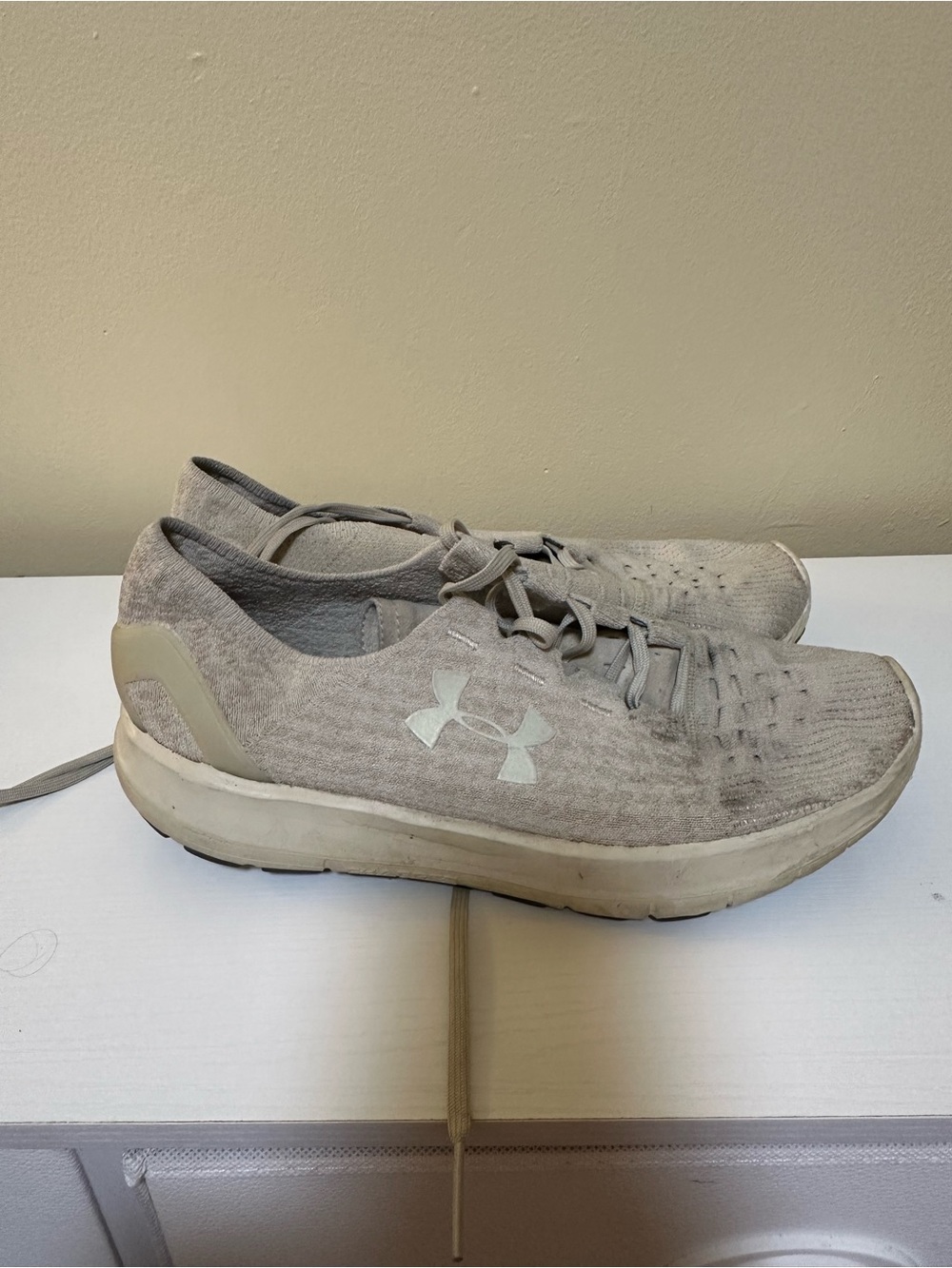 Under Armour Charged Women’s Light Gray Knit Walking Shoes